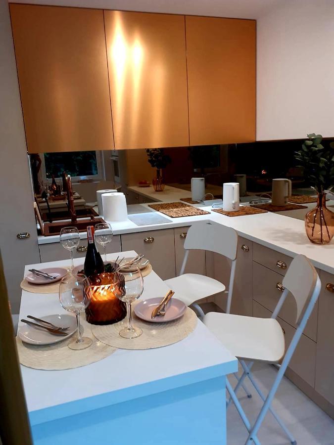 M&K Apartamenty Sailors Golden Yacht, Gdansk - Wyspa Sobieszewska Экстерьер фото